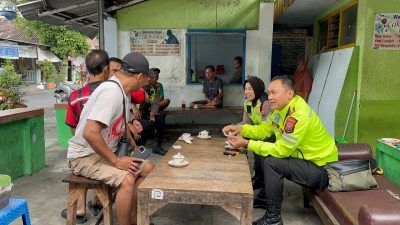 1001672895