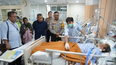 Polri Jenguk Korban Kecelakaan Ojol di Blok M, Pastikan Penanganan Medis hingga Sembuh 2 1001676602